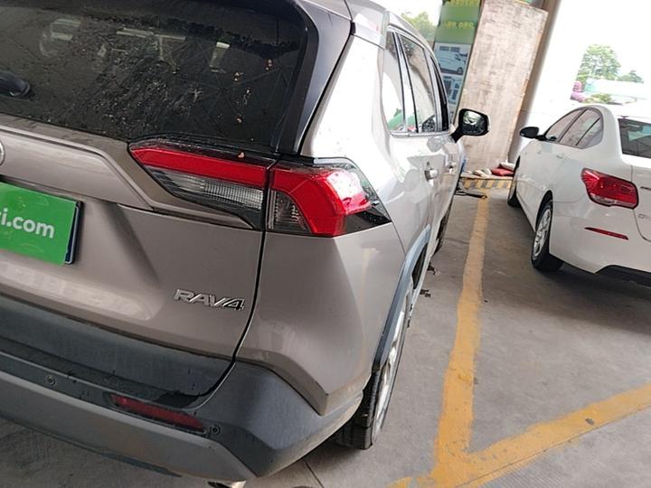 RAV4 2020 2.0L CVT RWD PLUS photo 7
