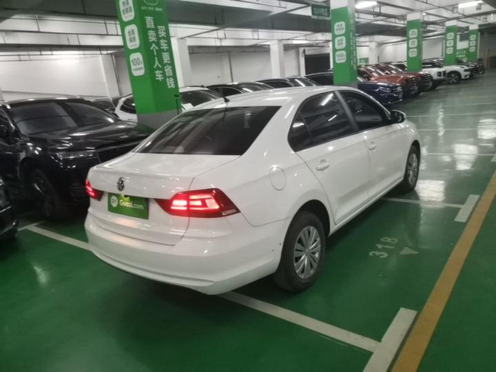 Santana 2018 1.5L MT photo 4