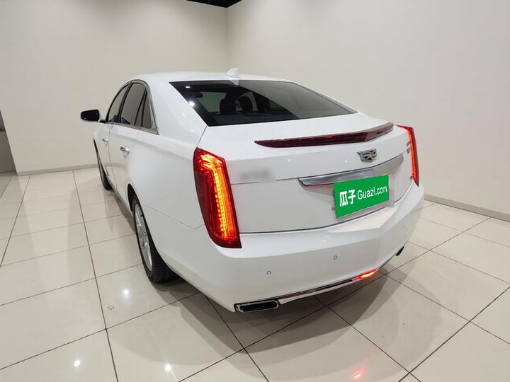 XTS 2017 28T Elite photo 4