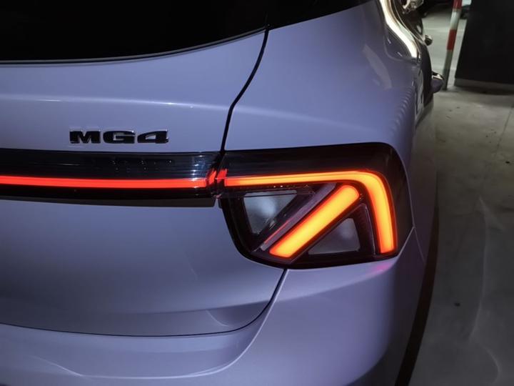 MG4 EV 2026 437 photo 7