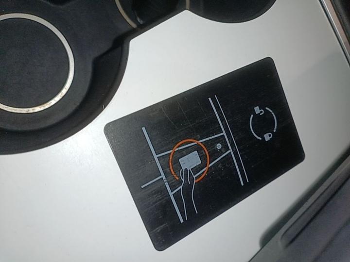 Model Y 2023 RWD photo 8