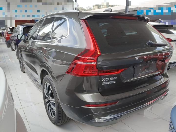 XC60 2022 B5 AWD Luxury photo 4