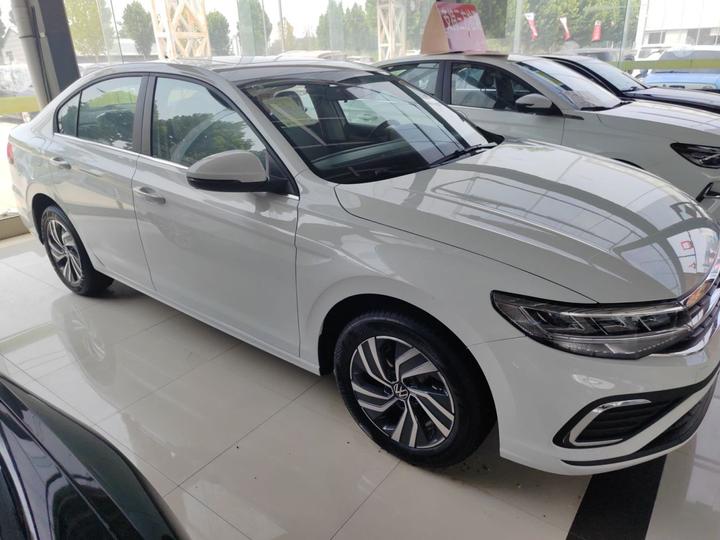 Bora 2026 200TSI DSG photo 4