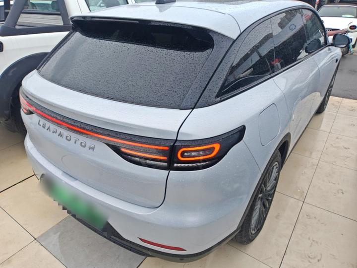 Leapmotor C11 2023 EV 500 Comfort photo 4