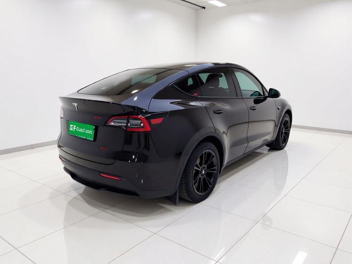 Model Y 2022 Facelift RWD photo 6