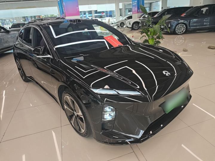 ET5T 2025 75kWh Touring photo 3