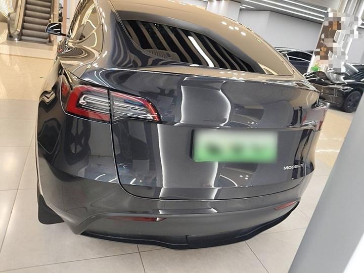 Model Y 2024 Long Range AWD photo 3