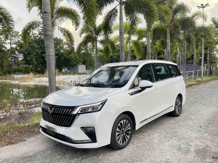 Wuling 2022 1.5T CVT Exclusive Flagship