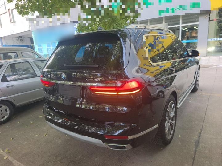 X7 2021 xDrive40i Leading Luxury photo 4