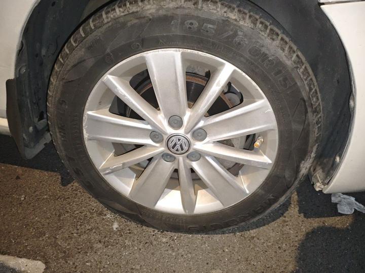 Polo 2016 1.6L AT Comfort photo 8