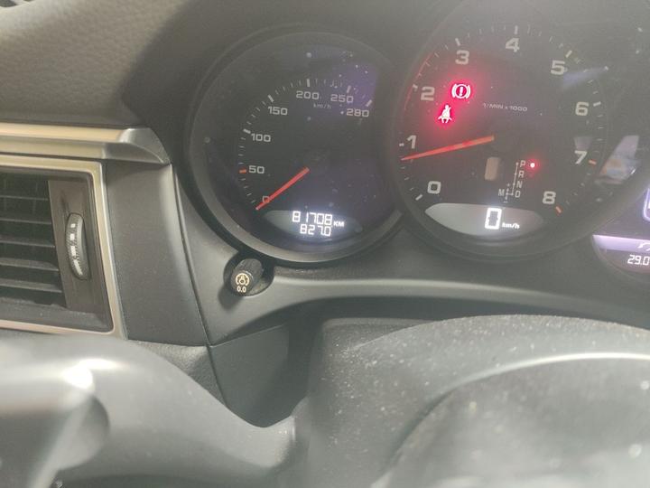 2017 Macan 2.0T photo 6