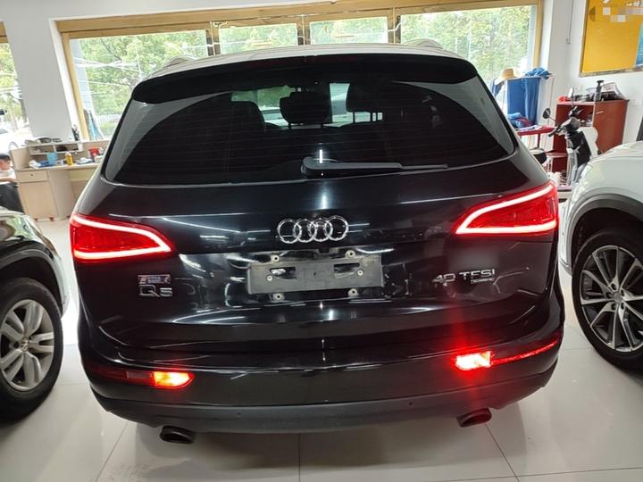 Q5 2013 40 TFSI Tech photo 3