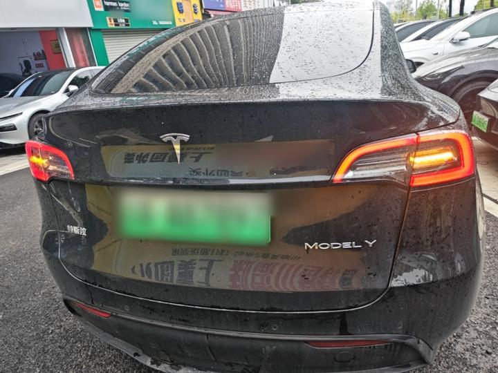 Model Y 2022 Facelift RWD photo 3