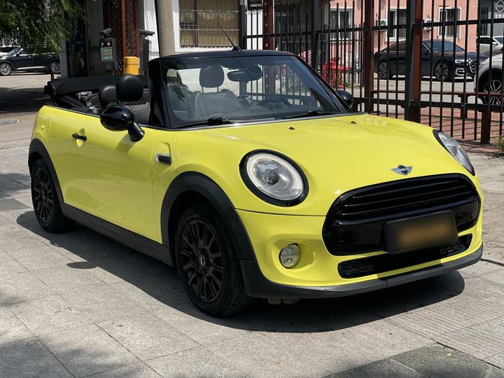2016 1.5T COOPER CABRIO photo 3