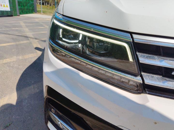 Tiguan L 2021 330TSI AT RWD R-Line Flagship photo 7