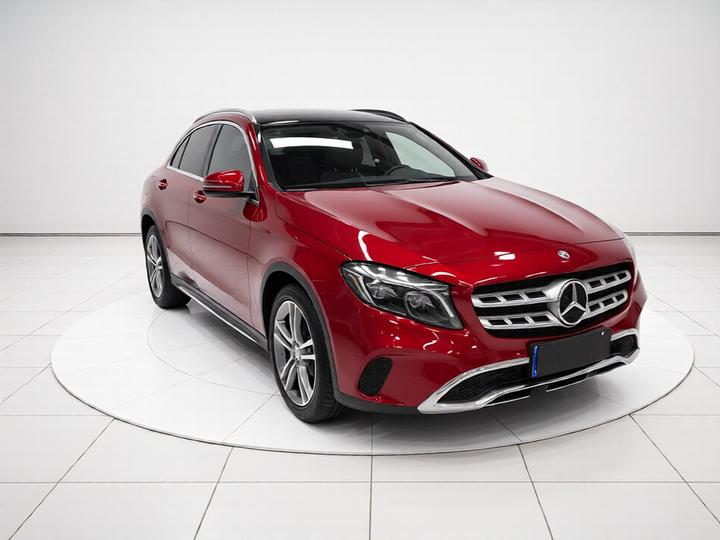 GLA 2018 GLA 200 Dynamic photo 3