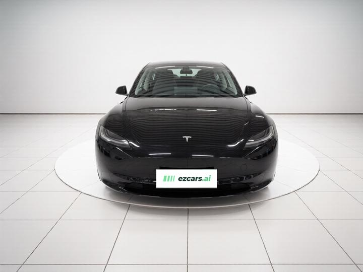 Model 3 2023 RWD photo 2