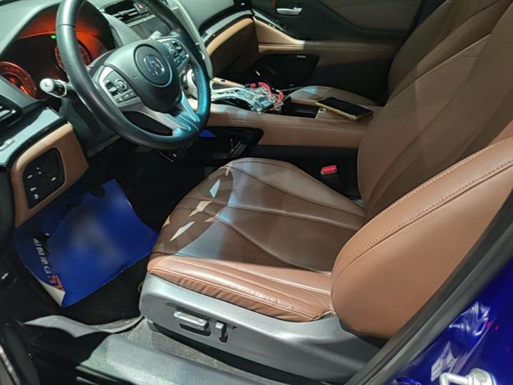 CDX 2019 1.5T RWD Exclusive photo 6