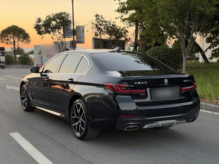 5 Series 2022 Facelift 530Li Exclusive M Sport Package photo 4