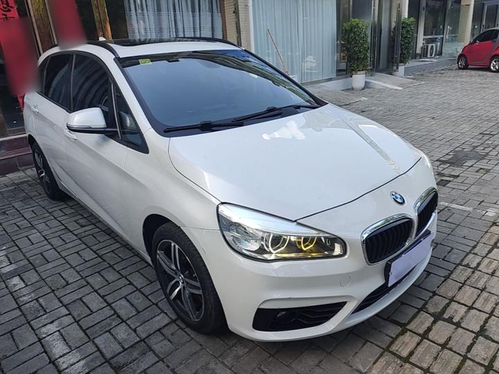 2 Series Wagon Imported 2015 218i Sport Design Package photo 3