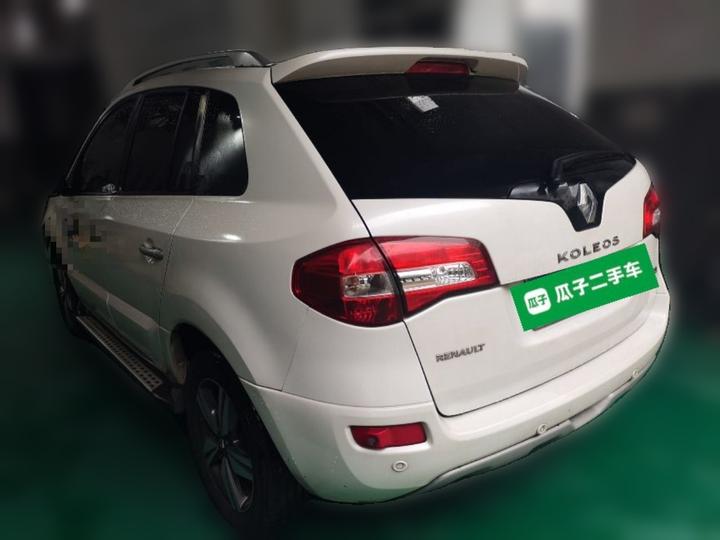 Imported 2014 2.5L RWD Comfort photo 4