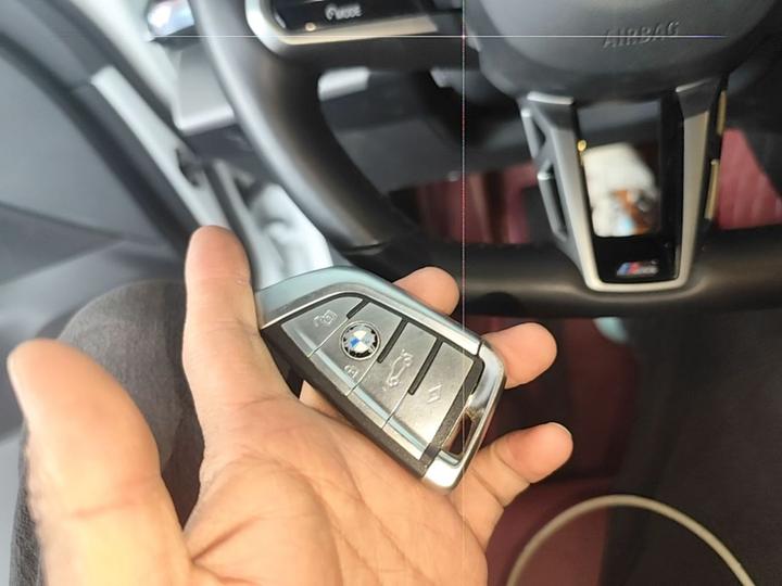 5 Series 2025 525Li M Sport Package photo 8