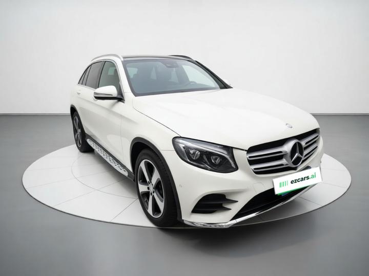 GLC 2017 GLC 300 4MATIC Dynamic photo 3