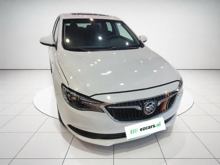 Excelle 2021 Facelift Classic 1.5L AT Elite photo 3