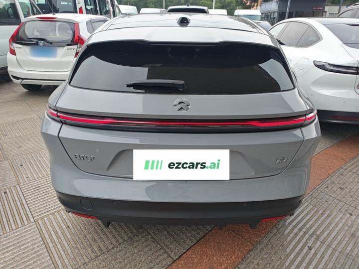 ET5T 2024 75kWh Touring photo 5