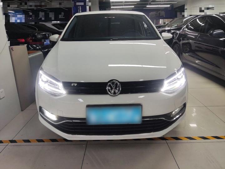 Polo 2016 1.6L AT Comfort photo 2