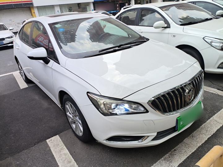 Verano 2015 Sedan 15S AT Progressive photo 3
