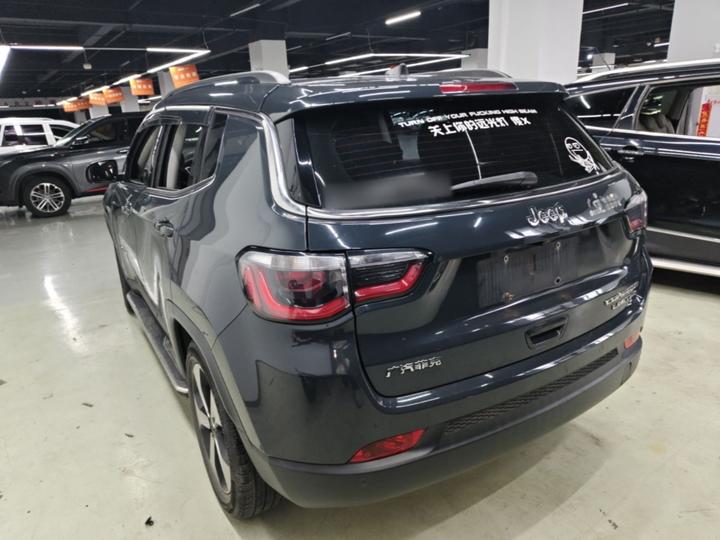 Compass 2017 200T AT Exclusive photo 4