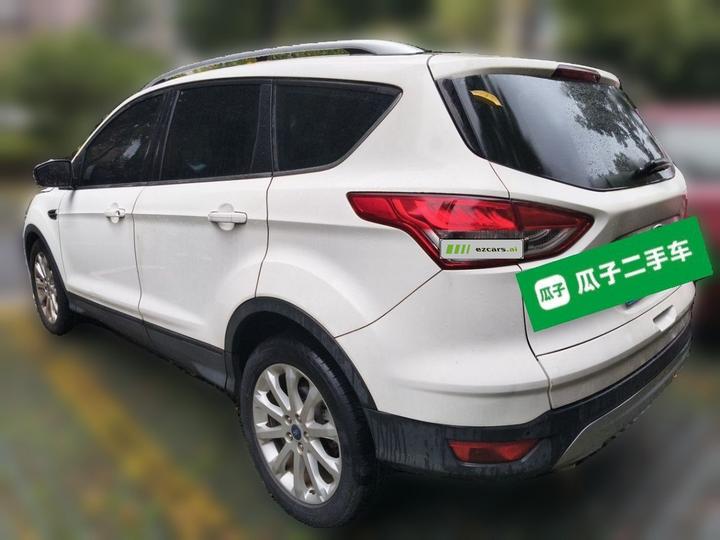 Kuga 2015 1.5L GTDi RWD photo 4