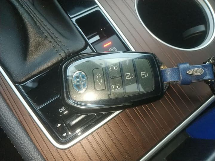 Sienna 2021 2.5L Hybrid Luxury photo 8