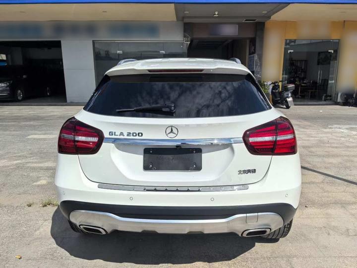 GLA 2018 GLA 200 Dynamic photo 3
