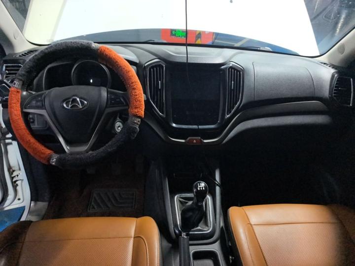 CX70 2016 1.6L MT Luxury photo 6