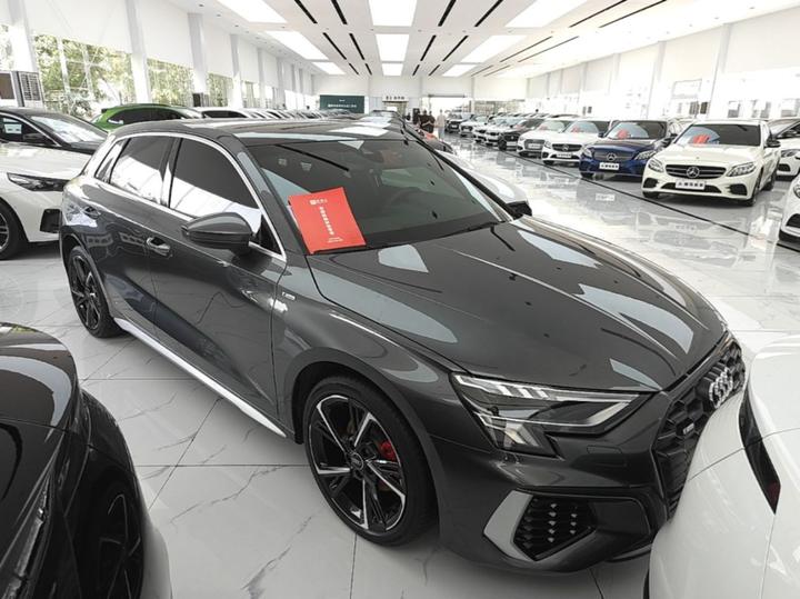 A3 2023 Facelift Sportback 35 TFSI Fashion Sport photo 3