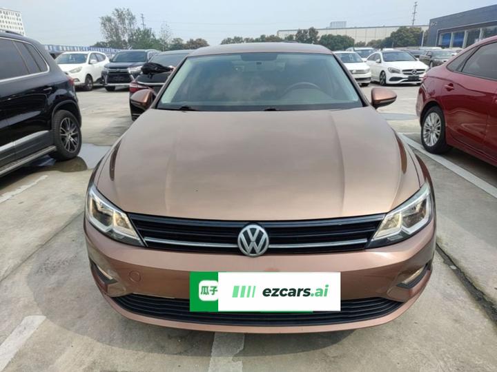Lamando 2017 230TSI DSG photo 2