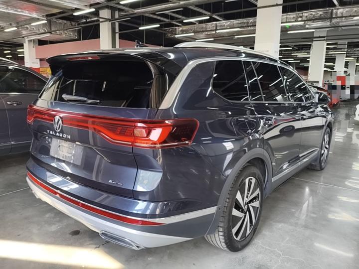 2021 380TSI AWD Luxury Pro photo 3