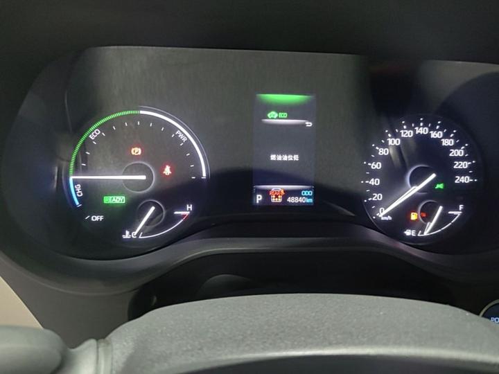 Granvia 2023 2.5L Hybrid Premium PLUS photo 3