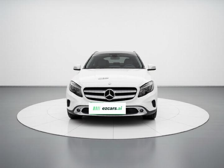 GLA 2015 GLA 200 Dynamic photo 2