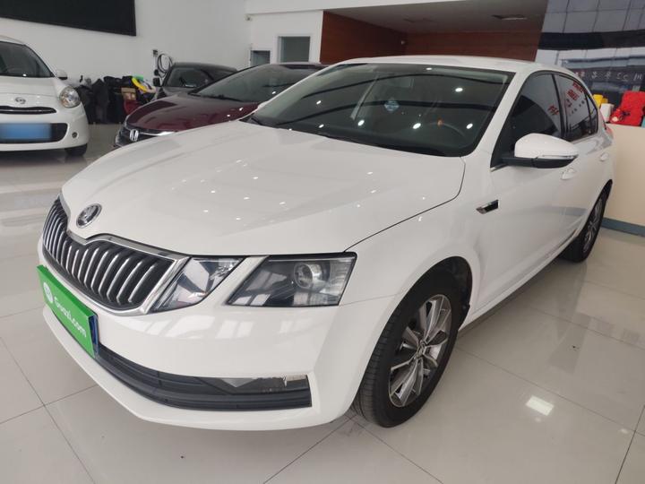 Octavia 2018 TSI230 DSG Comfort