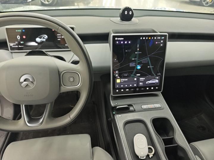 ET5T 2024 75kWh Touring photo 5