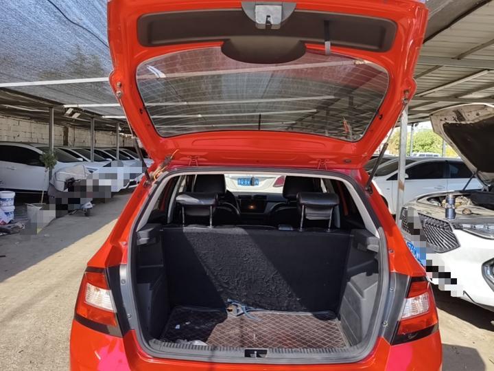 Fabia 2016 1.4L AT photo 8