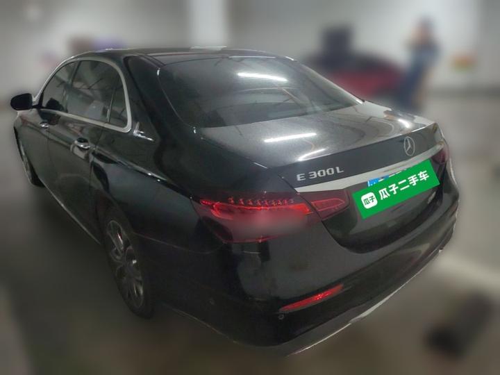 E-Class 2021 E 300 L Sport Luxury photo 4