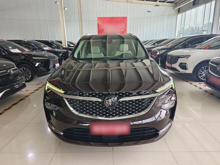 2020 28T AWD Avenir photo 4