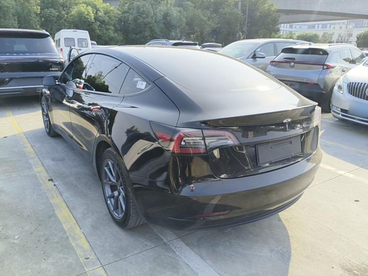 Model 3 2022 RWD photo 4
