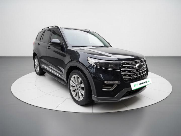 Explorer 2020 EcoBoost 285 AWD Titanium 7-Seater photo 3