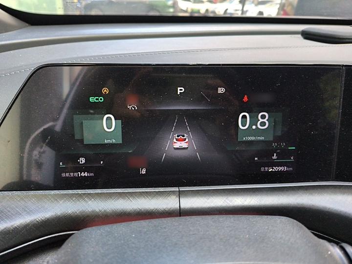 UNI-T 2022 1.5T Sport Premium photo 4