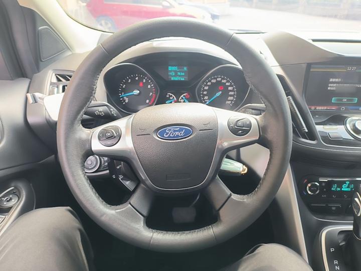 Kuga 2015 1.5L GTDi RWD photo 6